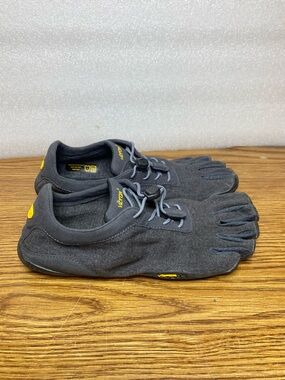 Vibram FiveFingers KSO ECO (21W9501) Minimalist Barefoot Shoes Womens Size 7.5-8